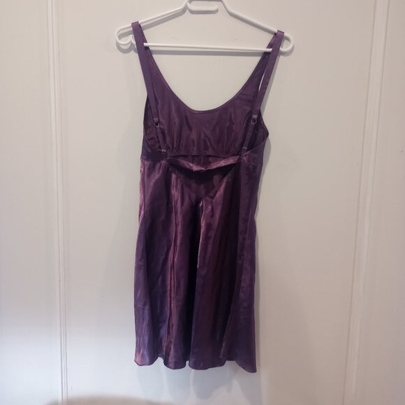 NWT - Purple Le Senza Slip dress with bow - Picture 2 of 3